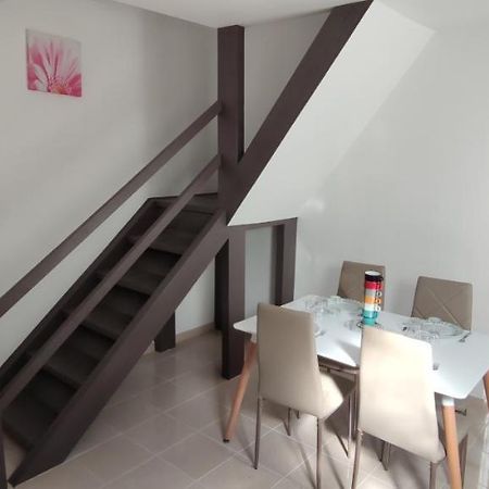 Noyers Val De Cher Bagian luar foto